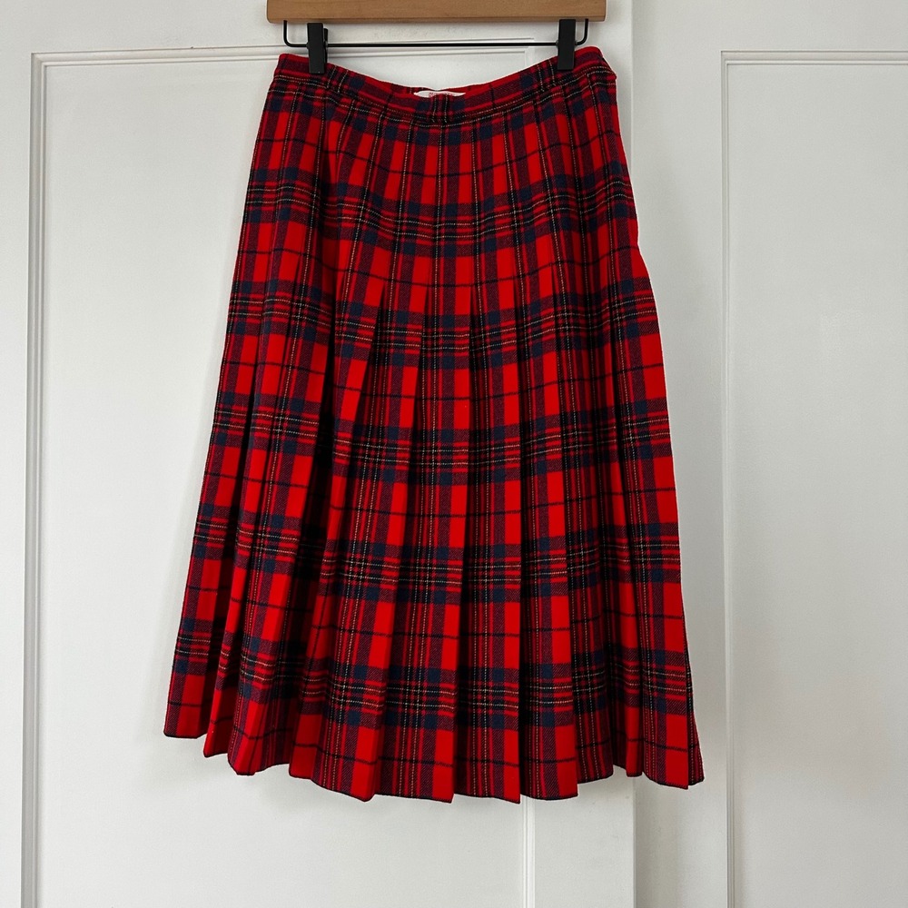 Vintage Pendleton Red Leslie Tartan Pleated Wool Skirt Small Petite USA Made